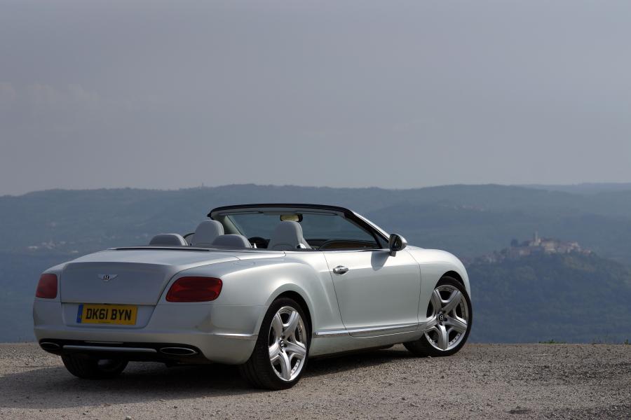  Bentley Continental GTC 2011 года  (фото 55 из 167)